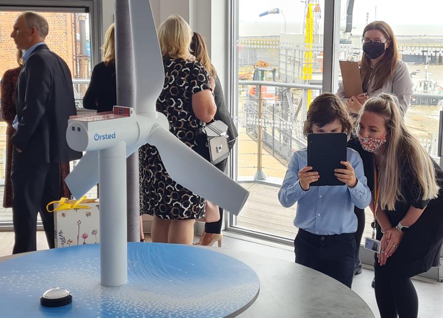 Exploring the Wind Turbine using an ipad  with Lauren 